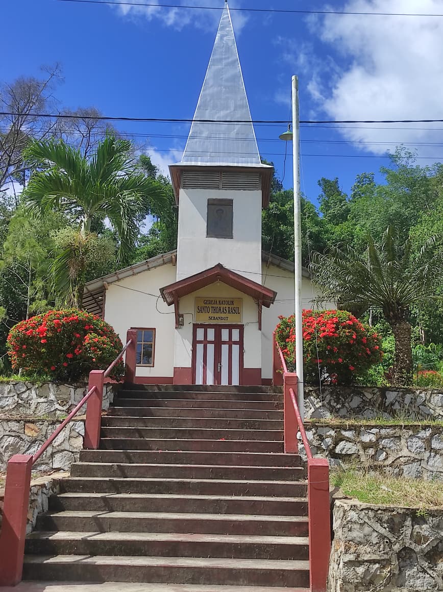 Gereja Katolik Stasi Santo Thomas Rasul, Sebandut